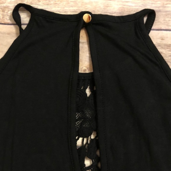 Black Loose Bodied Blouse With Crochet Detail - Picture 3 of 3